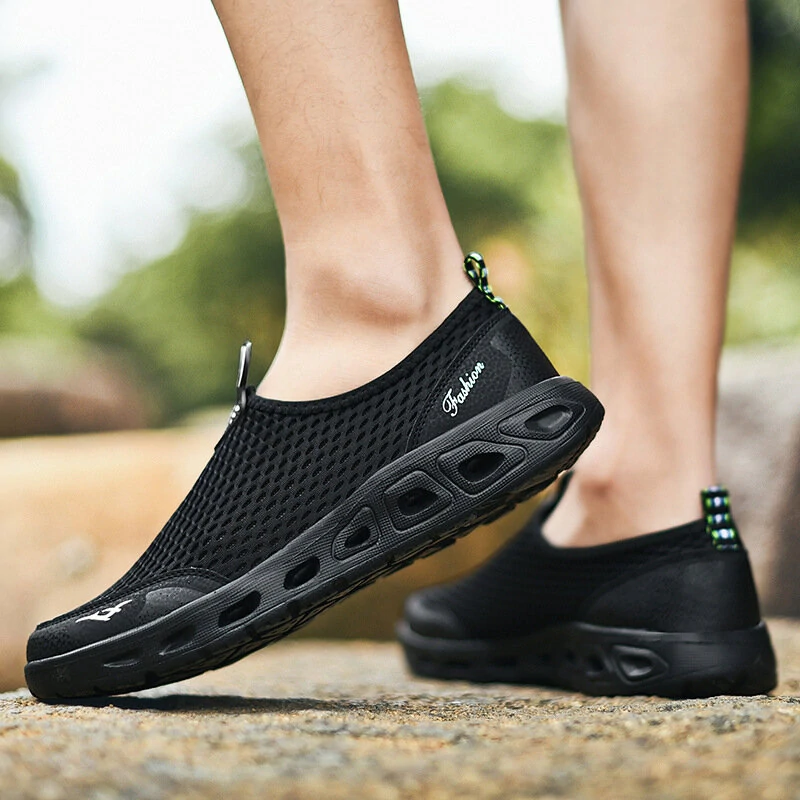 (image for) TENGOO Men Sandals Outdoor Breathable Beach Shoes Lightweight Quick-drying Wading Shoes Water Sport Hiking Camping Sneakers Shoes Summer Sandals